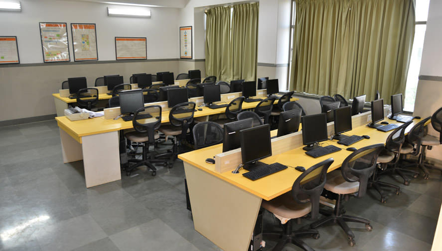 Sandip Polytechnic Nashik Laboratory (Computer Department) photo 2